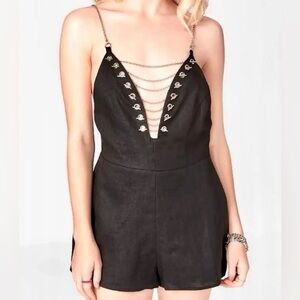 MILLAU BLACK SLEEVELESS SEXY SHORTS ROMPER WITH SILVER CHAIN DETAIL WOMENS
XS